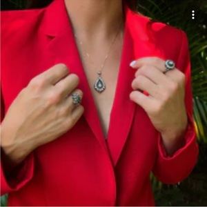 Vintage Oscar De La Renta Saks Fifth Avenue Women’s Blazer Suit Jacket Red US 2